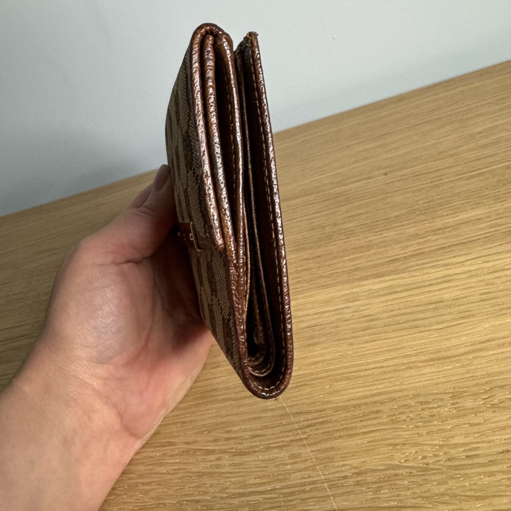 Authentic Gucci Brown monogram bifold wallet - Picture 3 of 16